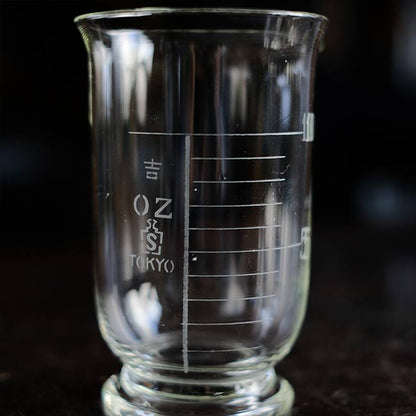 10oz measuring cylinder