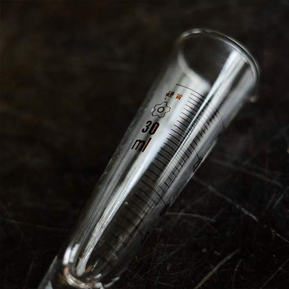 メスシリンダー 30ml