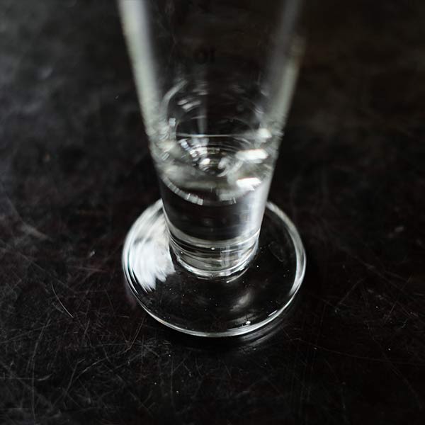 メスシリンダー 50ml