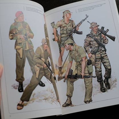 Men at Arms Series 5冊
