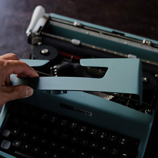 OLIVETTI Lettera 32 タイプライター インクリボン交換済み