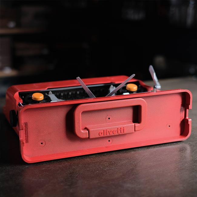 OLIVETTI Valentine タイプライター インクリボン交換済み