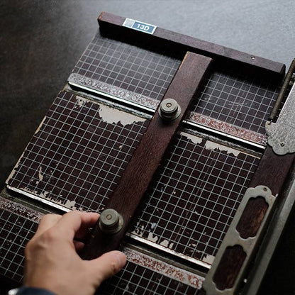 PLUS 13D 裁断機