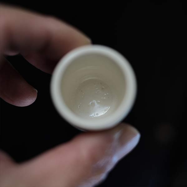 Ointment pot with lid (sold individually)