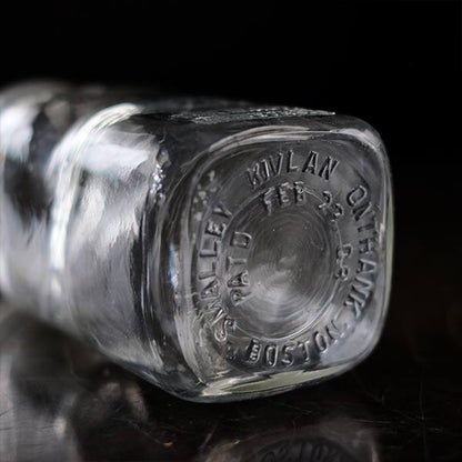 Queen Mason Jar