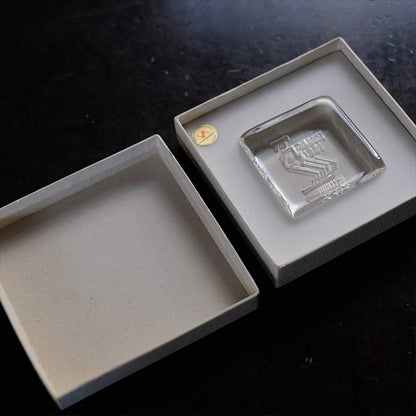 ROYAL LEERDAM paperweight