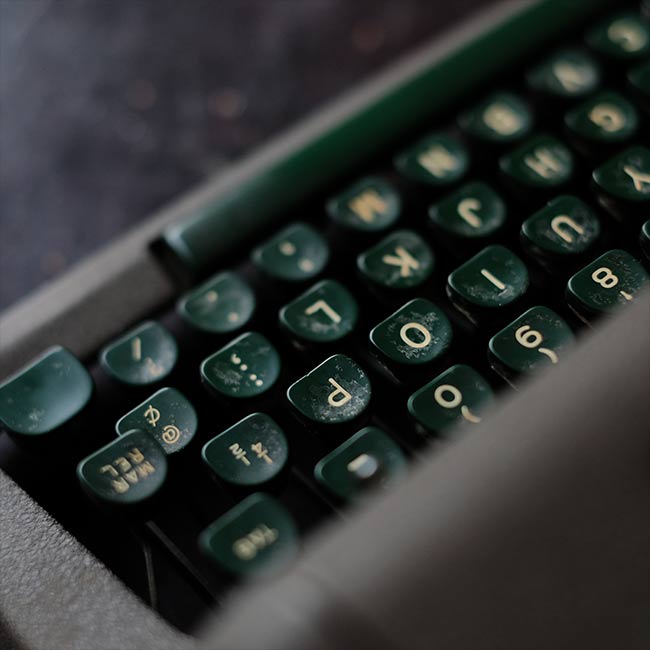 ROYAL Quiet Deluxe タイプライター インクリボン交換済み