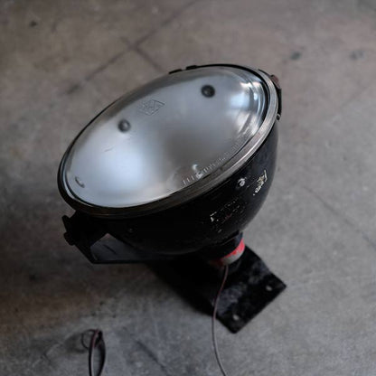 S&amp;M Lamp Co. Spotlight