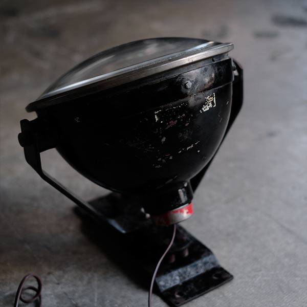S&amp;M Lamp Co. Spotlight