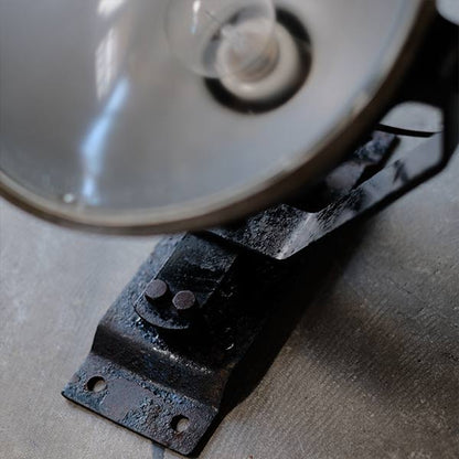 S&amp;M Lamp Co. Spotlight