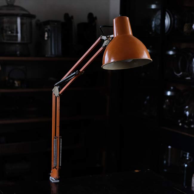 Sanwa Giken Z Light (desk light)