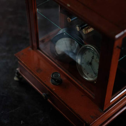 Glass case for scales