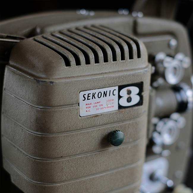 SEKONIC 8 C30 プロジェクター