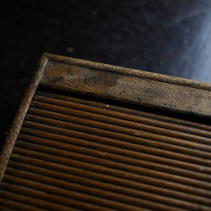 Pencil case with accordion lid