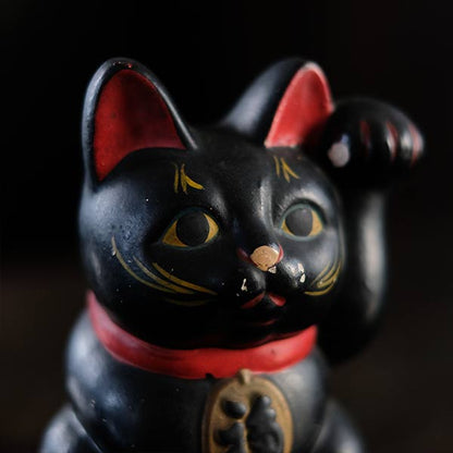Black Maneki-neko