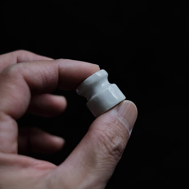 Extremely small insulators