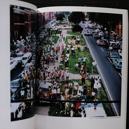 The Brilliant Moment: The Charm of Snapshots