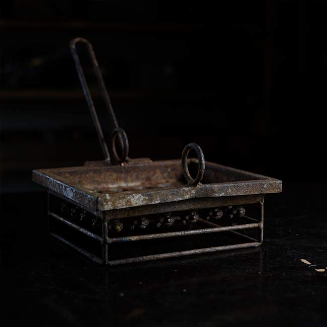 Rusty soft vinyl mold