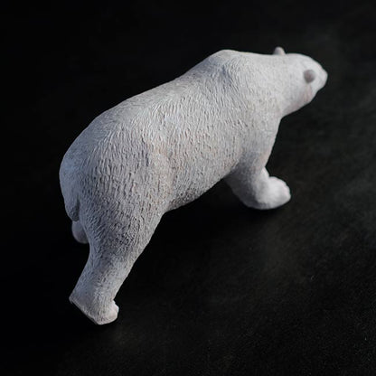 シロクマの人形