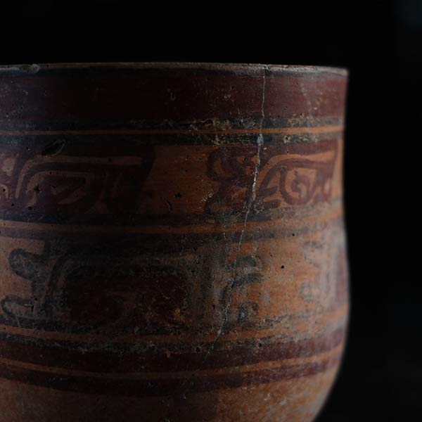 Central America deep pot with colored patterns