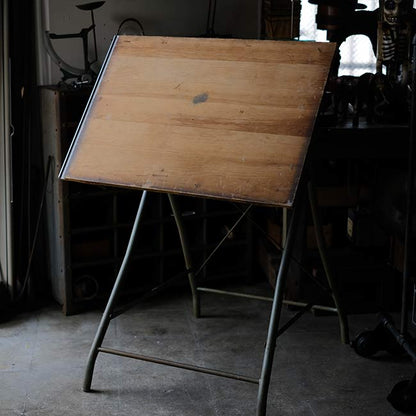 STANLEY Drafting Desk