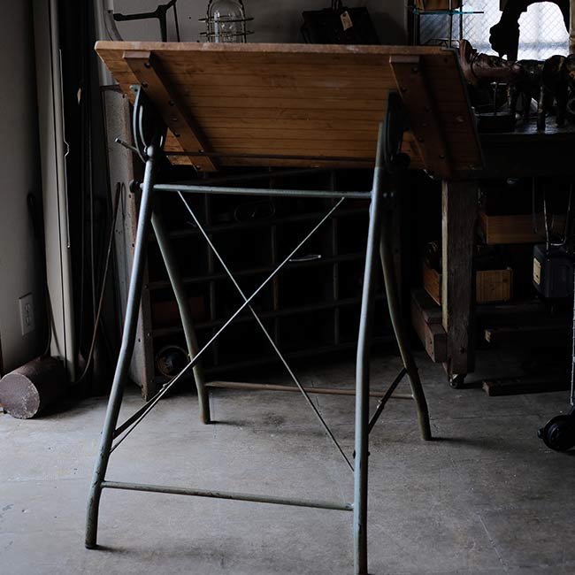 STANLEY Drafting Desk