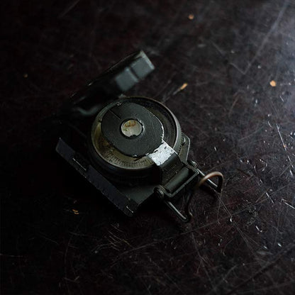 Lensatic compass (military compass)