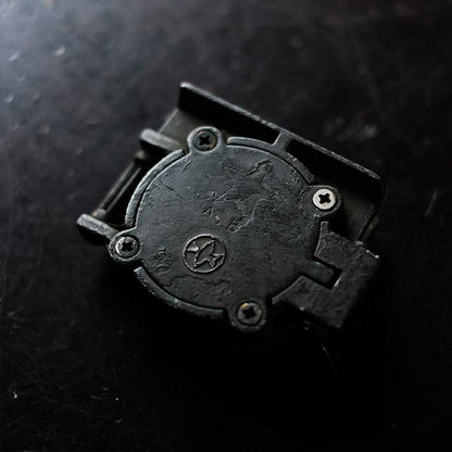 Lensatic compass (military compass)