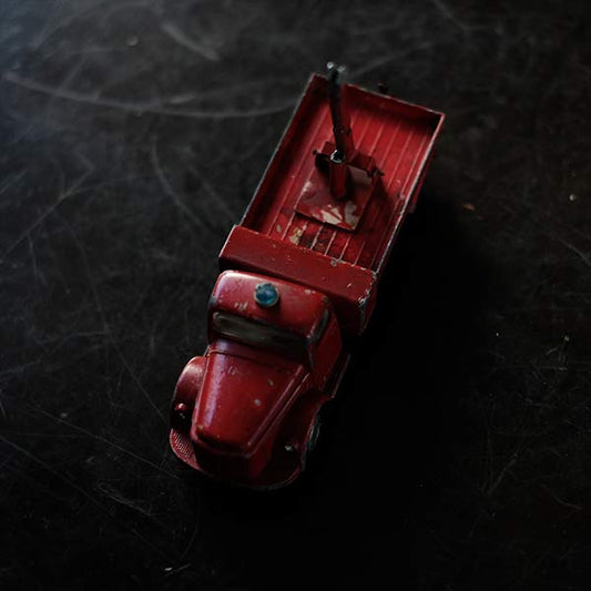 TEKNO社のVOLVOトラック