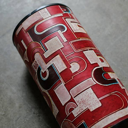 Geometric wastebasket