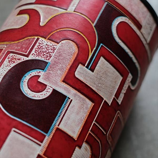 Geometric wastebasket