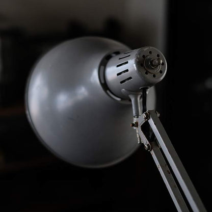 山田照明のZライト（デスクライト）