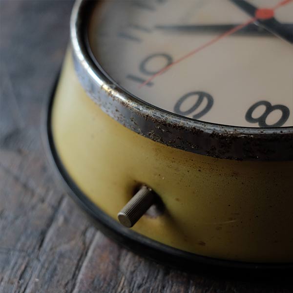 SEIKO Transistor A worn-out Seiko bus clock