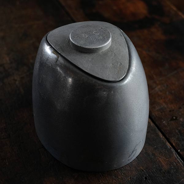 Aluminum hat mold (1)