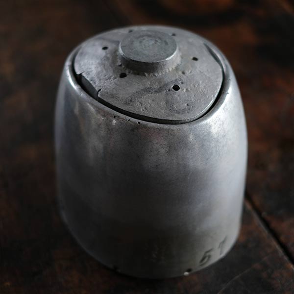 Aluminum hat mold (2)
