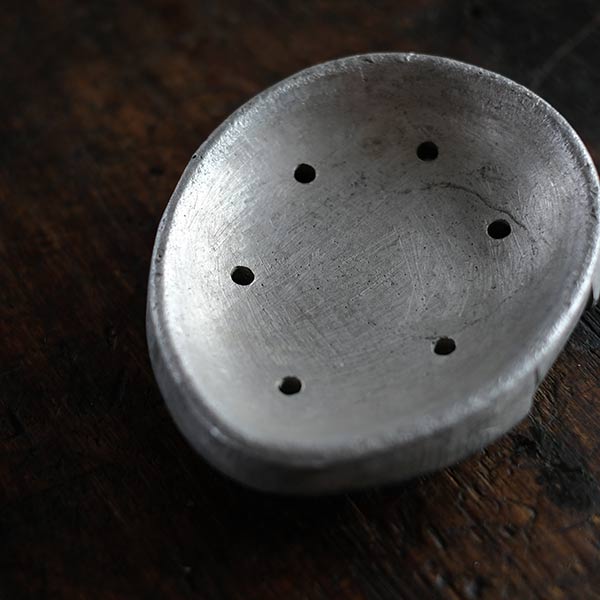 Aluminum hat mold (2)