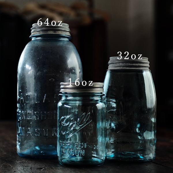 Atlas Strong Shoulder Mason Jar 64oz 1919-1920s