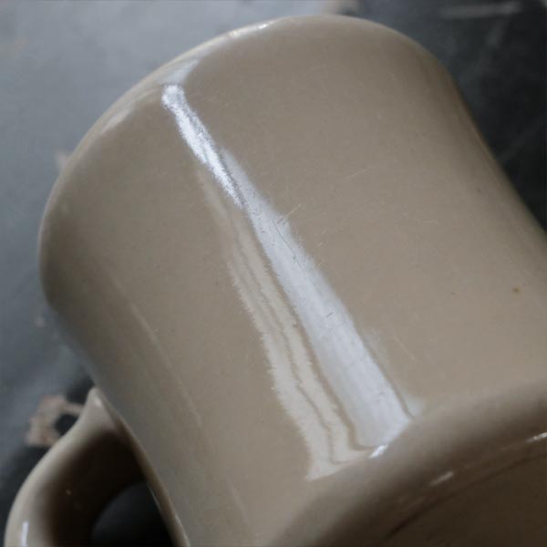 Victor Mug, Beige (Pre-facelift)