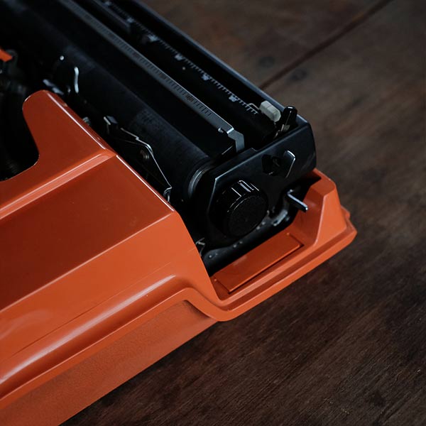 BROTHER Young Elite タイプライター（カタカナ）インクリボン交換済み