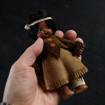 Carlson Dolls インディアンの女の子