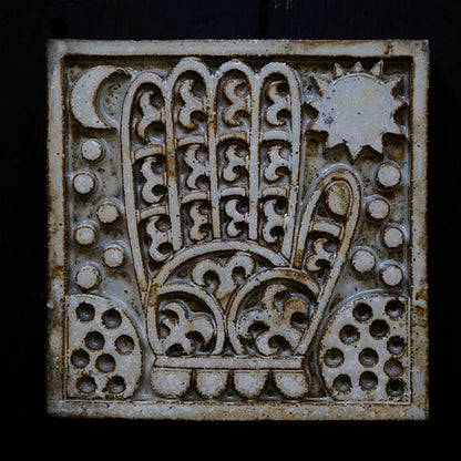 Ceramic plate: Hands, Moon and Sun