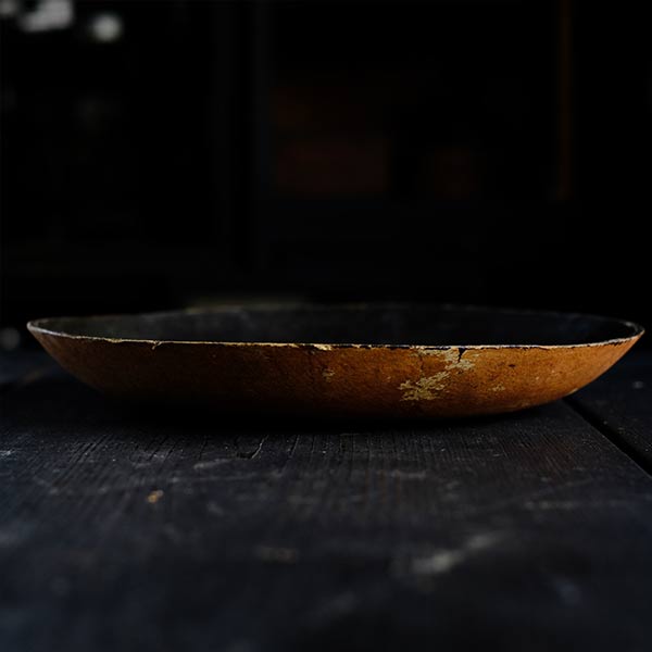 紙の繭皿