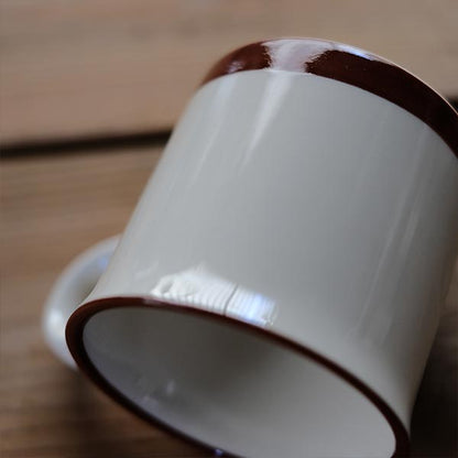 茶色いラインのマグカップ（デッドストック）