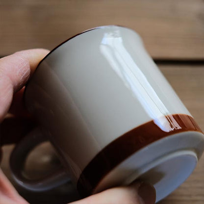 茶色いラインのマグカップ（デッドストック）
