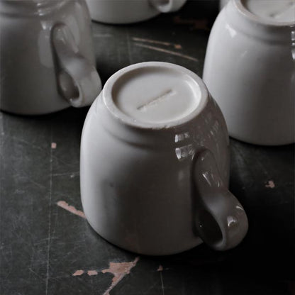 Victor mug (early model)