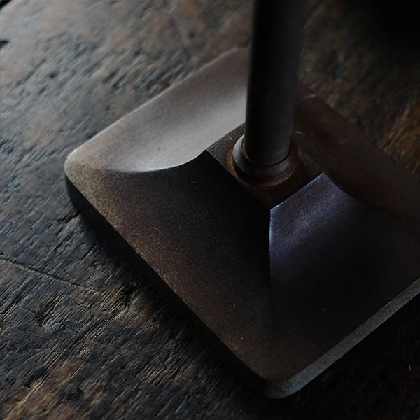 Enamel shade desk lamp
