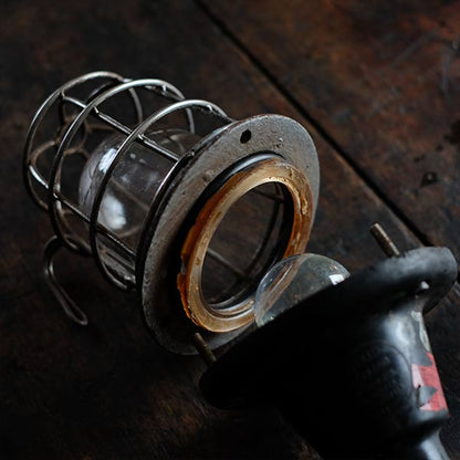 Mechanic's Portable Explosion-Proof Hand Light (1)