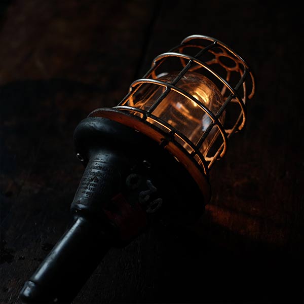 Mechanic's Portable Explosion-Proof Hand Light (1)