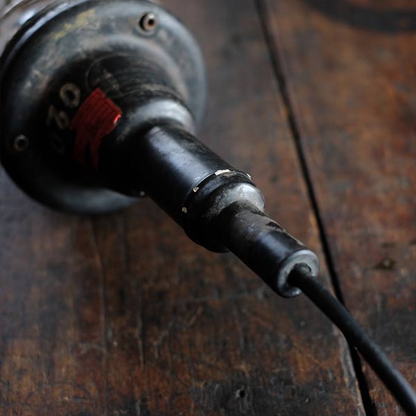 Mechanic's Portable Explosion-Proof Hand Light (1)