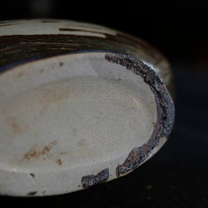 Iron glaze fish pattern flat jar